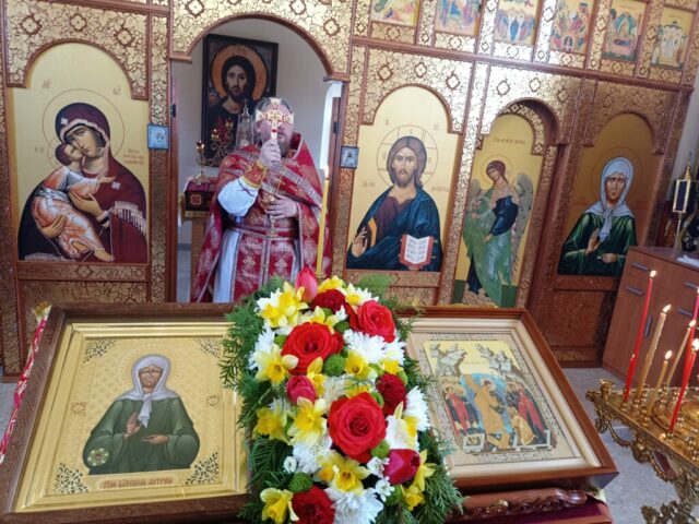 Праздничное богослужение в храме Блаженной Матроны Московской