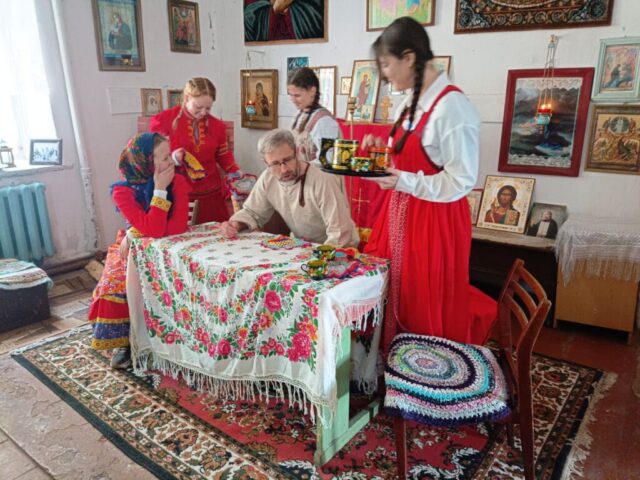 Праздничное богослужение в храме Блаженной Матроны Московской