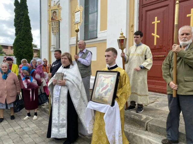 Праздничное богослужение в Иоанно – Предтеченском соборе г. Зарайска