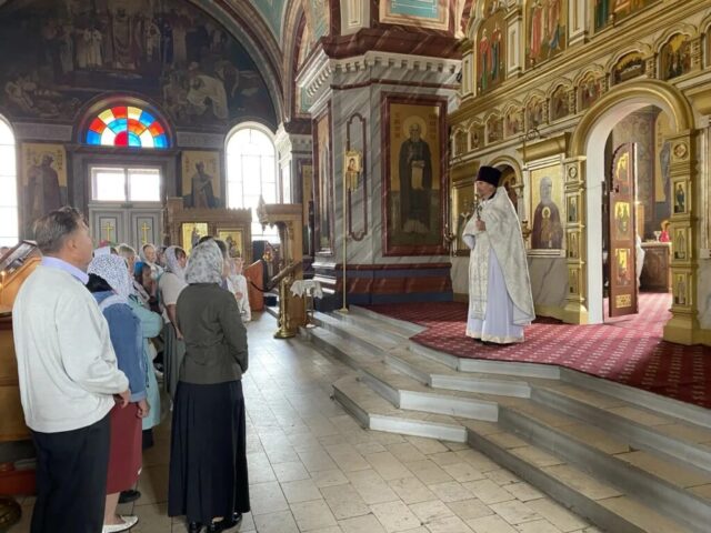 Праздничное богослужение в Иоанно – Предтеченском соборе г. Зарайска