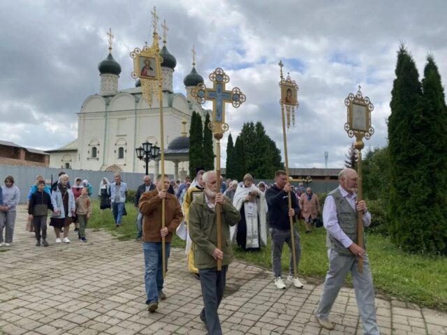 Праздничное богослужение в Иоанно – Предтеченском соборе г. Зарайска