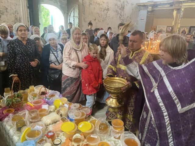 Праздничное богослужение в Никольском соборе г. Зарайска