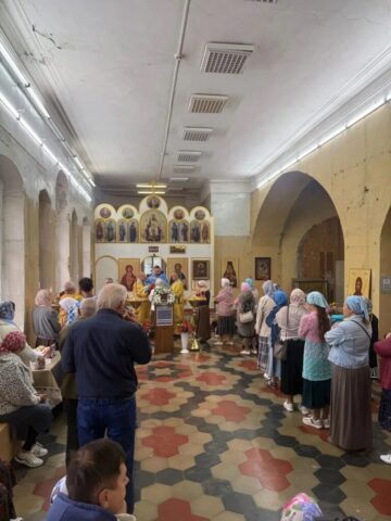 Праздничное богослужение в Троицком храме г. Зарайска