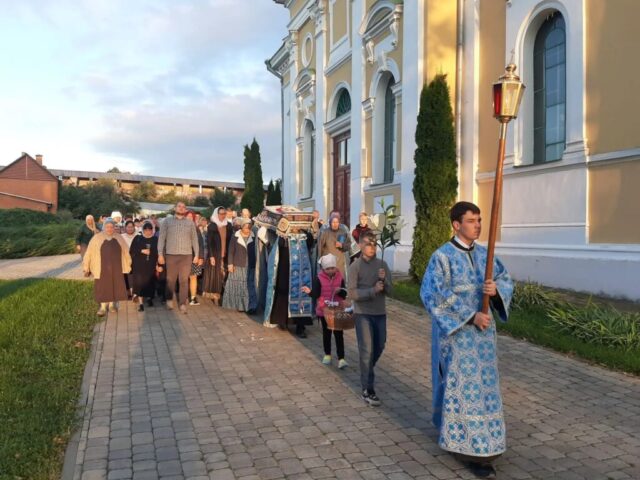 Праздничные богослужения