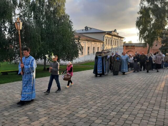 Праздничные богослужения