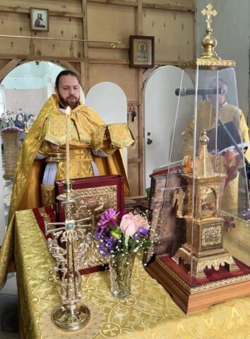 Божественная литургия в Троицком храме г. Зарайска