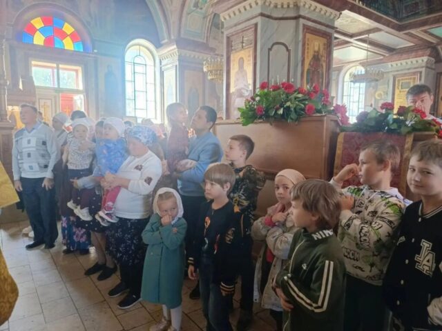 Божественная литургия в Зарайском кремле