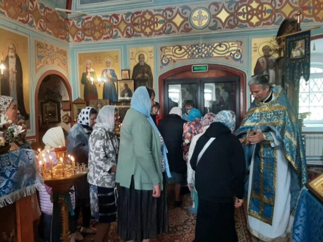 Престольный праздник в Богородицерождественских храмах д. Радушино