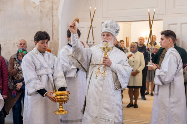Великое освящение Свято-Духовского храма деревни Моногарово городского округа Зарайск