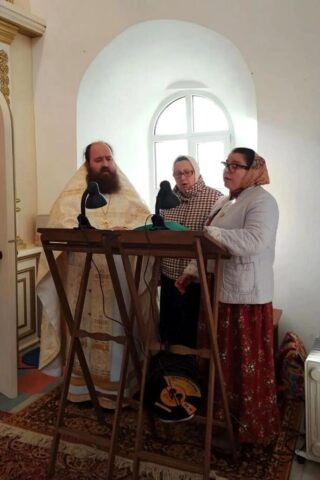 Богослужение в Преображенском храме с. Спас-Дощатый