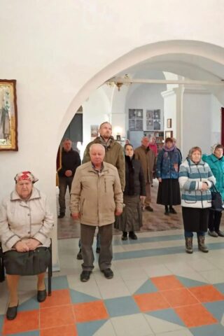 Богослужение в Преображенском храме с. Спас-Дощатый